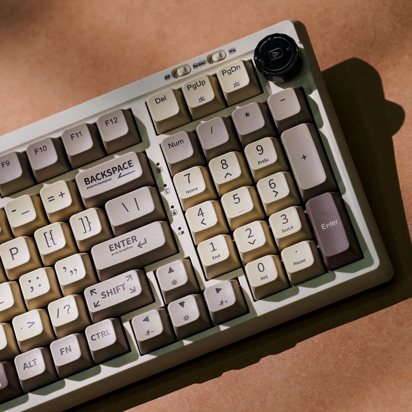 Clavier mécanique EPOMAKER RT100 RGB