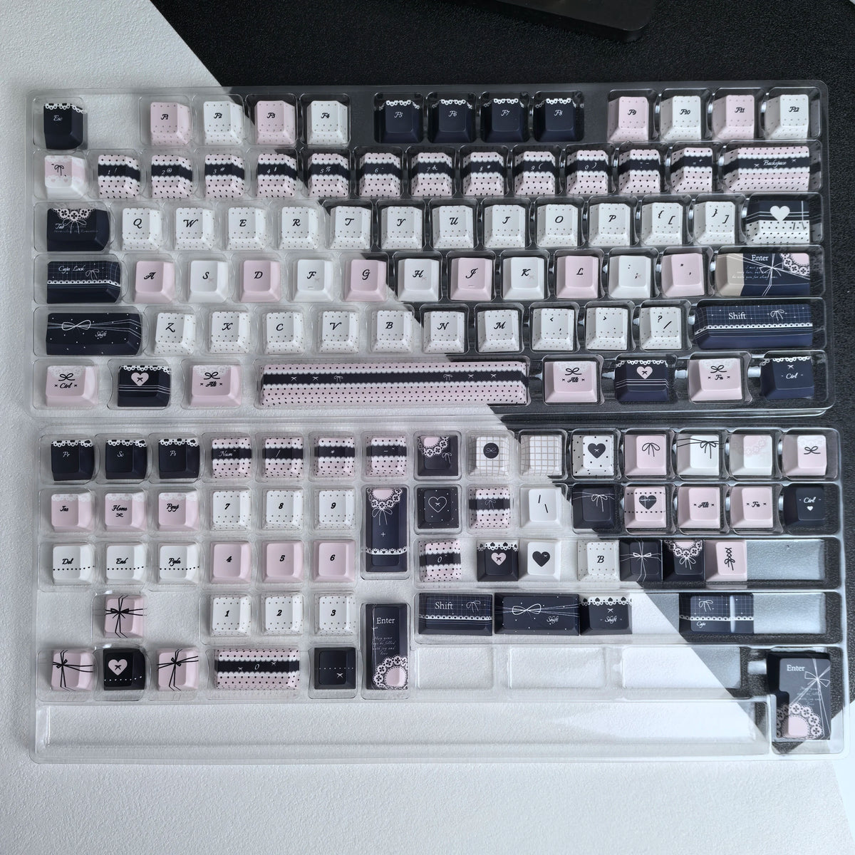 Keycaps Lolita Rose et Bleu