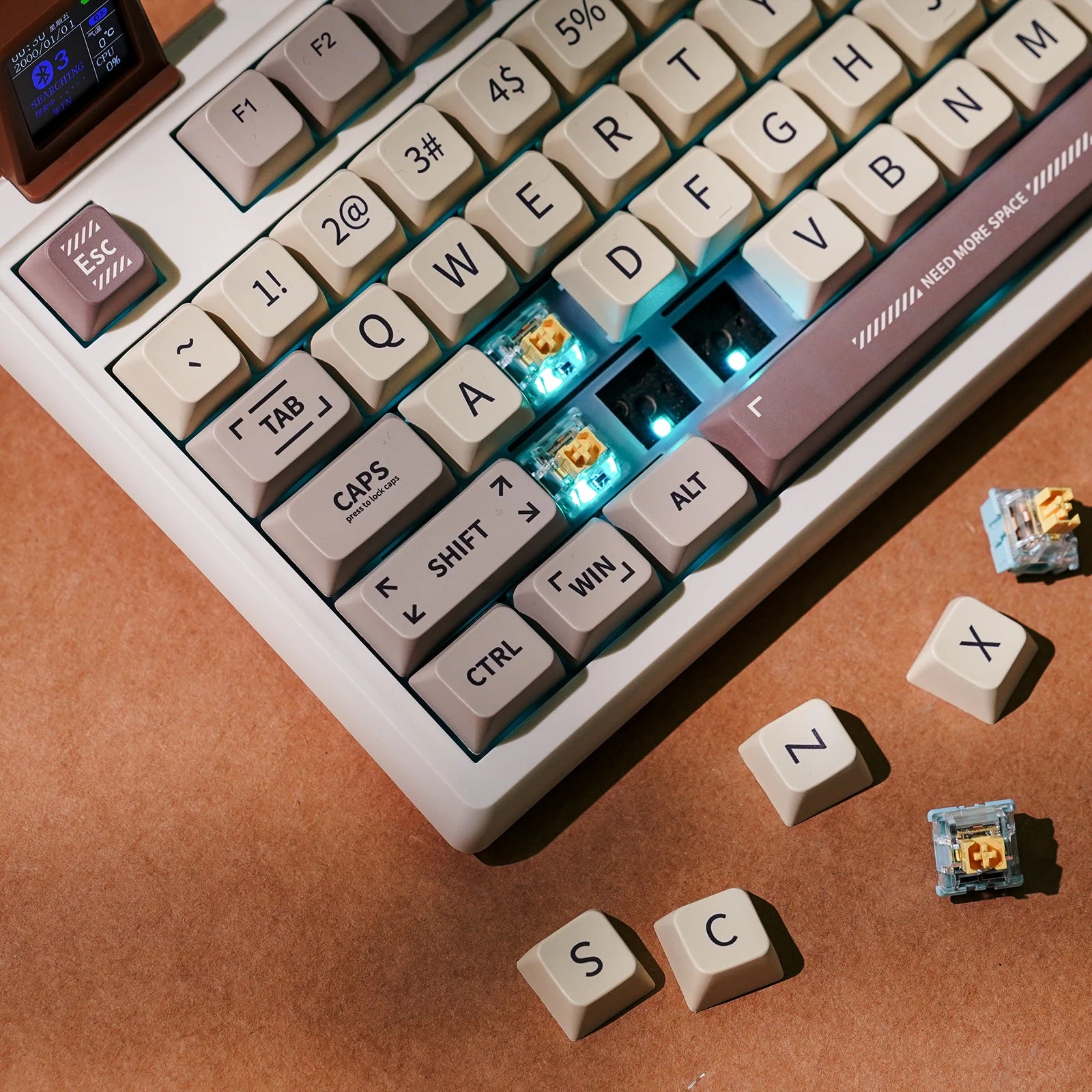 Clavier mécanique EPOMAKER RT100 keycaps PBT