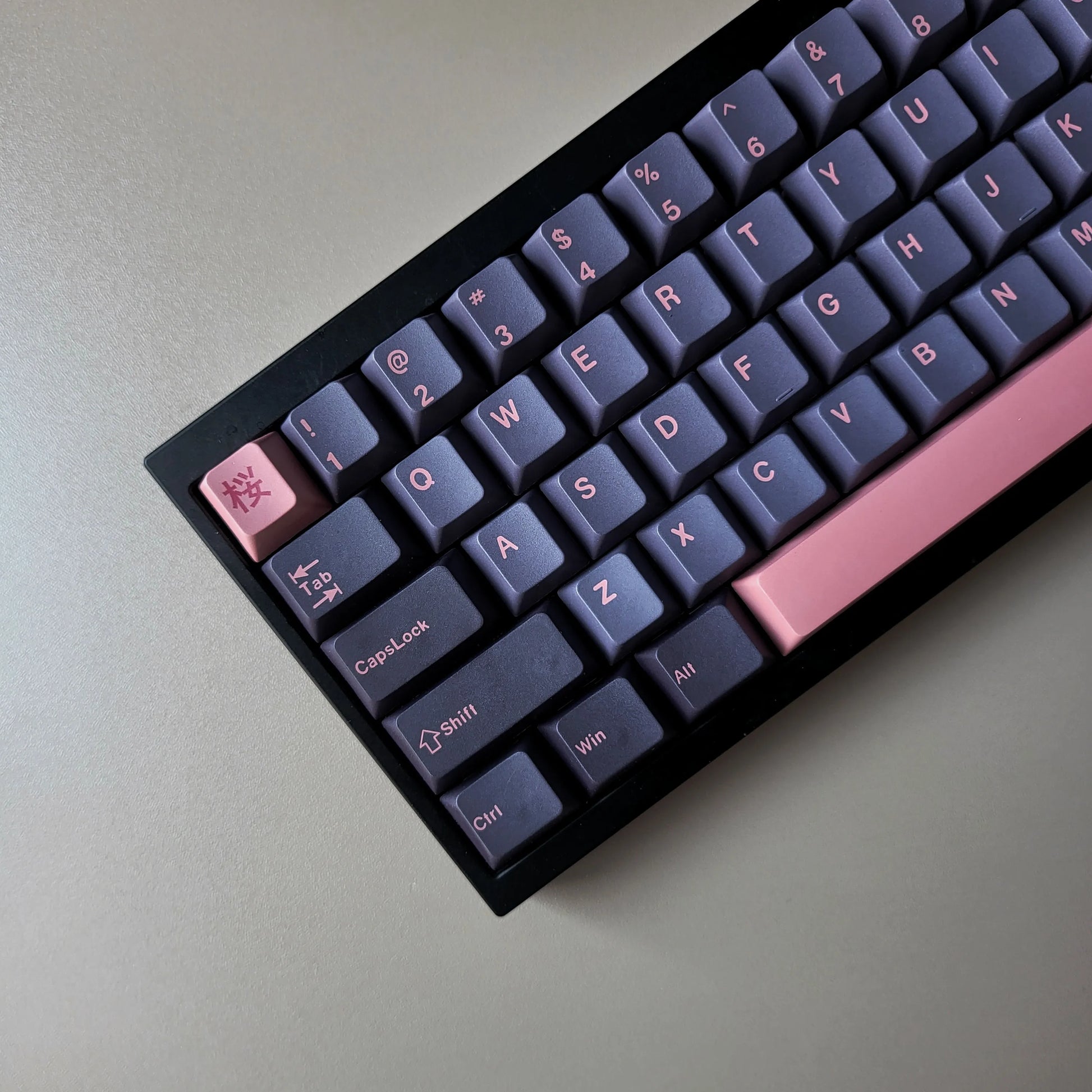 Keycaps AZERTY/QWERTY Sakura Rose - Vue de dessus
