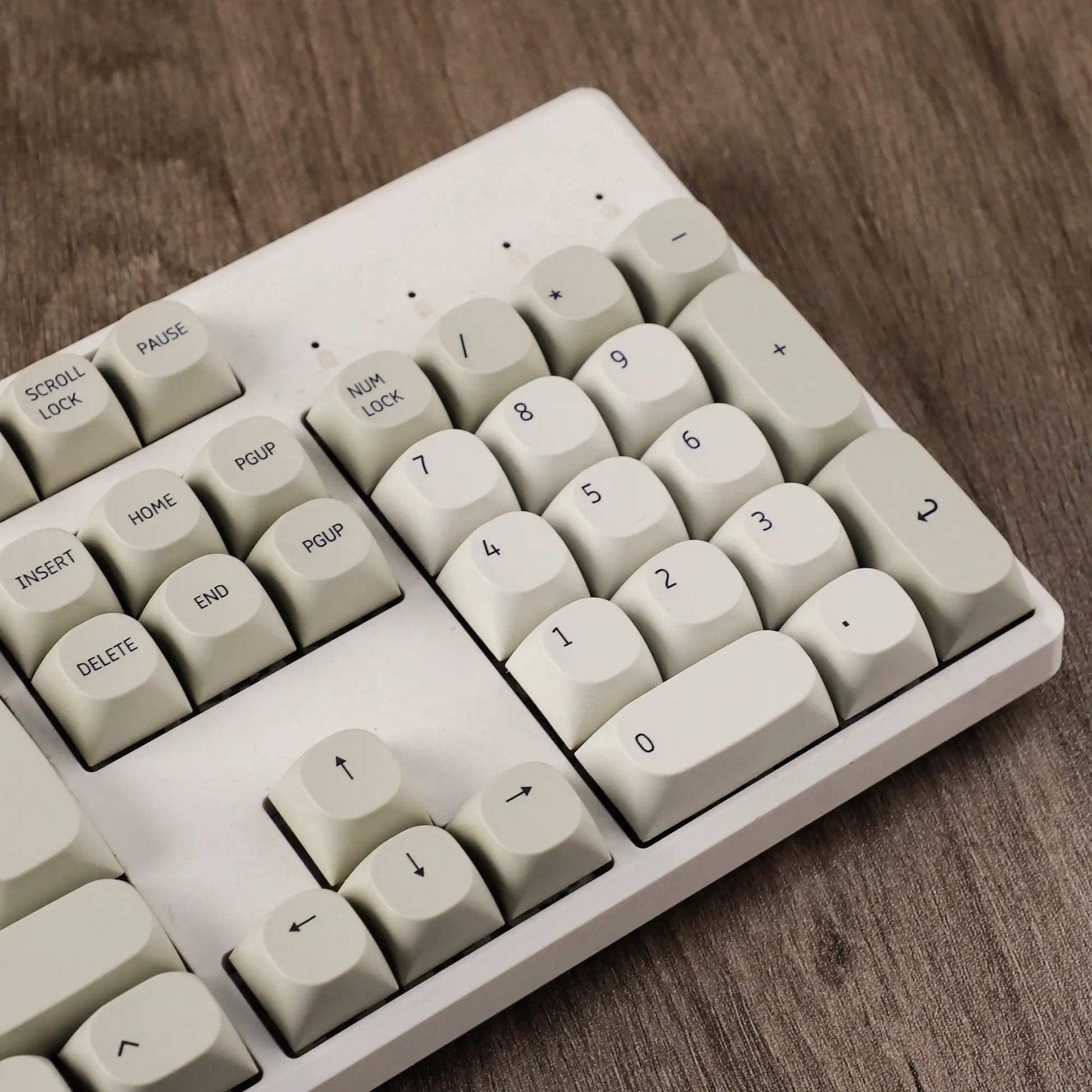 Azerty French Keycaps Vintage Gris PBT